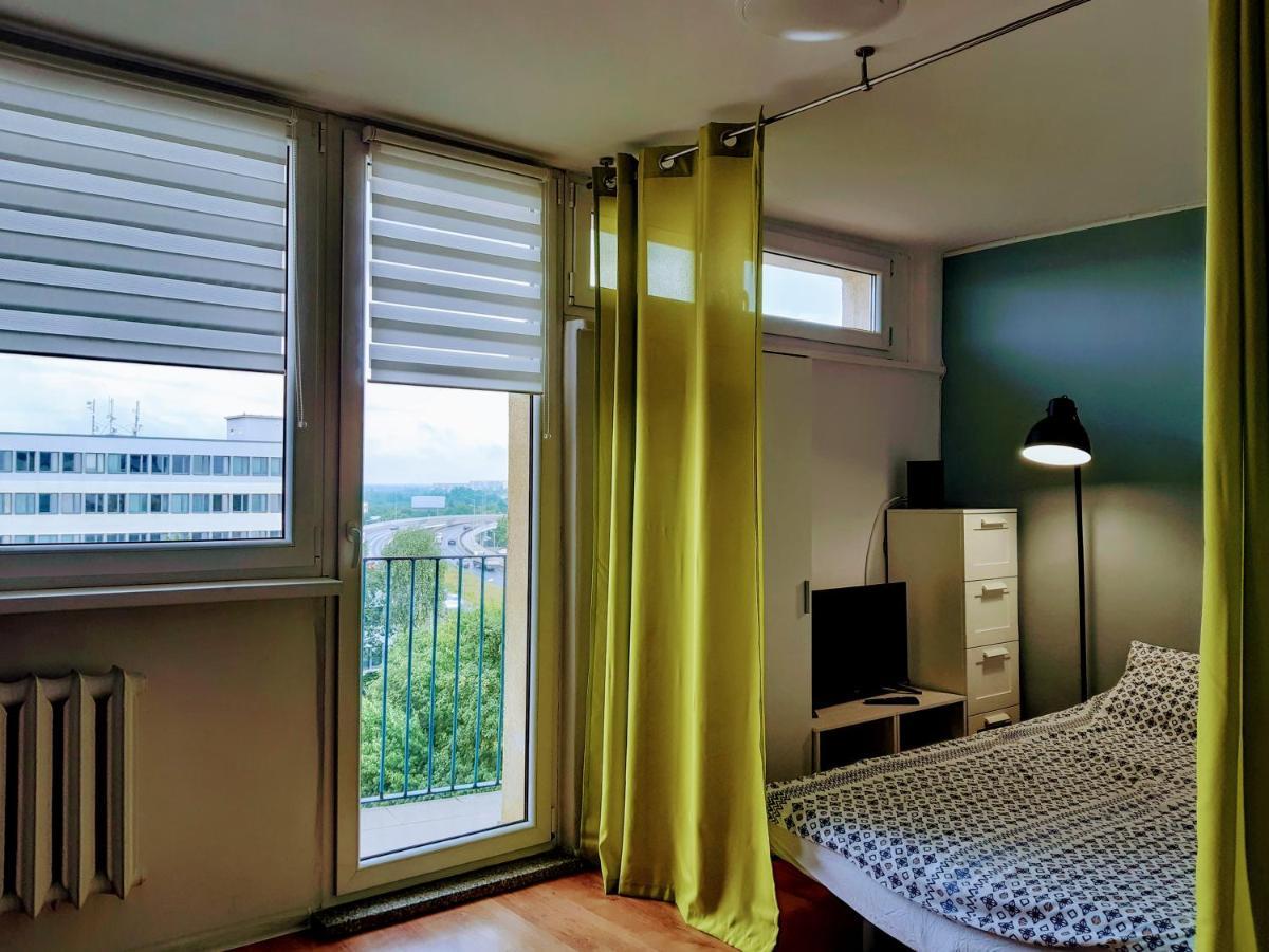 Appartamento Apartament Ostrowskiego Breslavia Esterno foto